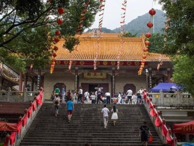 2024深圳弘法寺国庆节开放吗