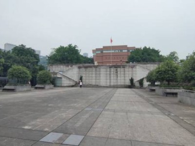重庆红岩革命纪念馆有哪些展厅？