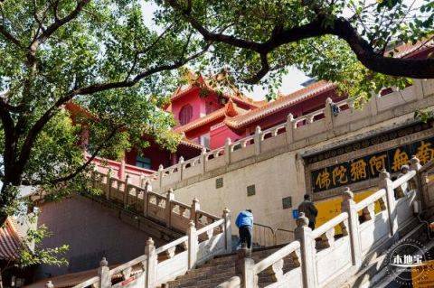 深圳弘法寺跨年夜可以进去吗