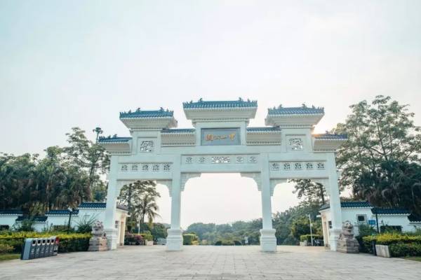 深圳中山公园怎么去(地址+公交站路线+地铁消息)